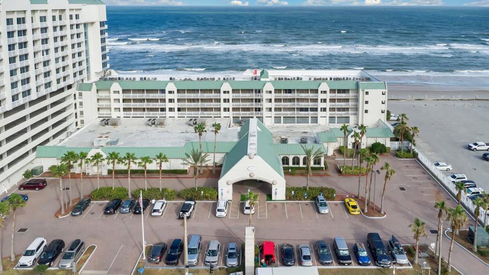 Daytona Getaway With Direct Ocean Views Apartment Daytona Beach